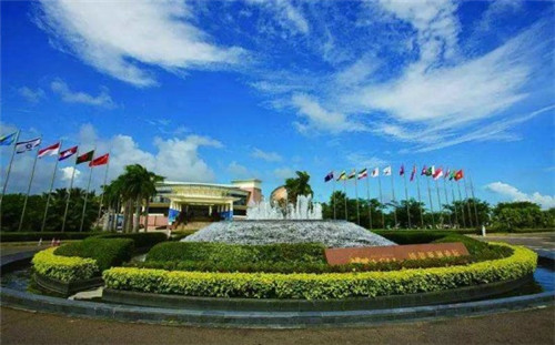 在祁阳县加盟一佳靓虾有市场吗，在祁阳县开中式快餐加盟店费用哪家信誉好